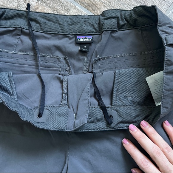 Patagonia Quandary Hiking Shorts, Gray, Women’s Size 16 - Picture 9 of 11